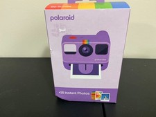 Polaroid Go Everything Bundle Film Camera 09/30/26 Purple: Automatic Focus