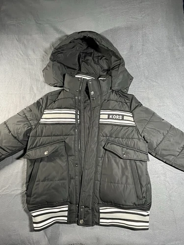 Cappotto imbottito uomo Michael Kors Racing a righe accento con cappuccio e zip intera Medio