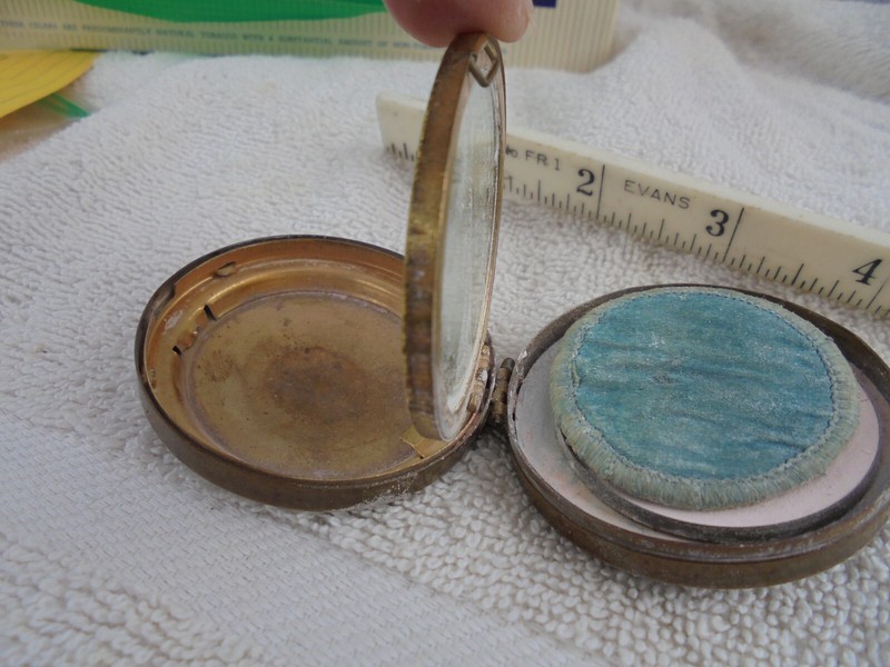 Antique 1920s Garden Court Embossed Brass Compact