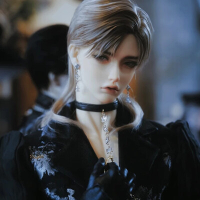 1/3 BJD Doll Birthday Gift Resin Joint Bare Face Makeup Aristocratic Elegant Men