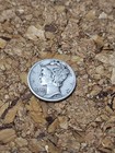 1941 Mercury 90% Silver Dime 10 Cents — photo 1