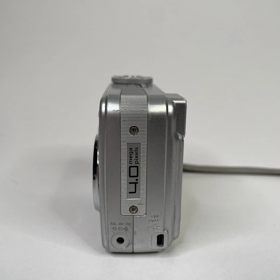 Kodak Digital Camera EasyShare C330 4.0MP Digicam Silver - Tested and Working! - Image 4 of 4