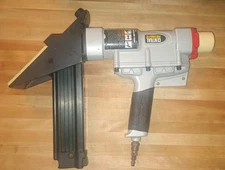 Central Pneumatic 61689 2-in-1 Floor Air Nailer/stapler.0.9cfm 90 psi Free Ship 