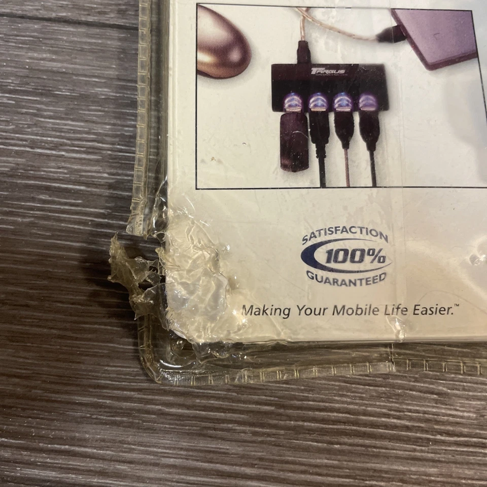 Targus PA055 Black 4 Port Universal USB Hub Used *NO Cord Electronic Untested - Image 2 of 4