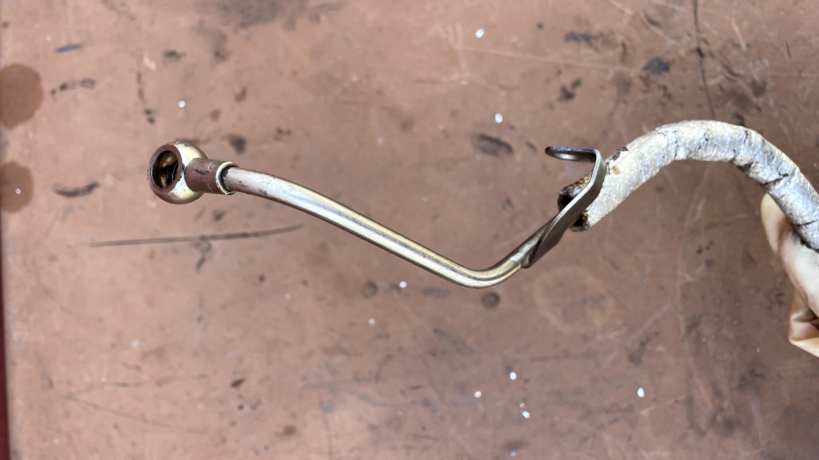 Ferrari 488 GTB Spider OIL DELIVERY PIPE TO LH TURBO   325406  OEM used