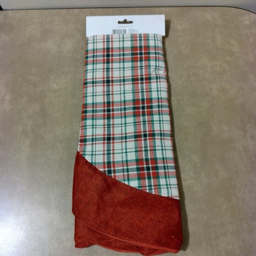Holiday Style Christmas Tree Skirt 38" Green Red Beige Plaid - New - Picture 4 of 5