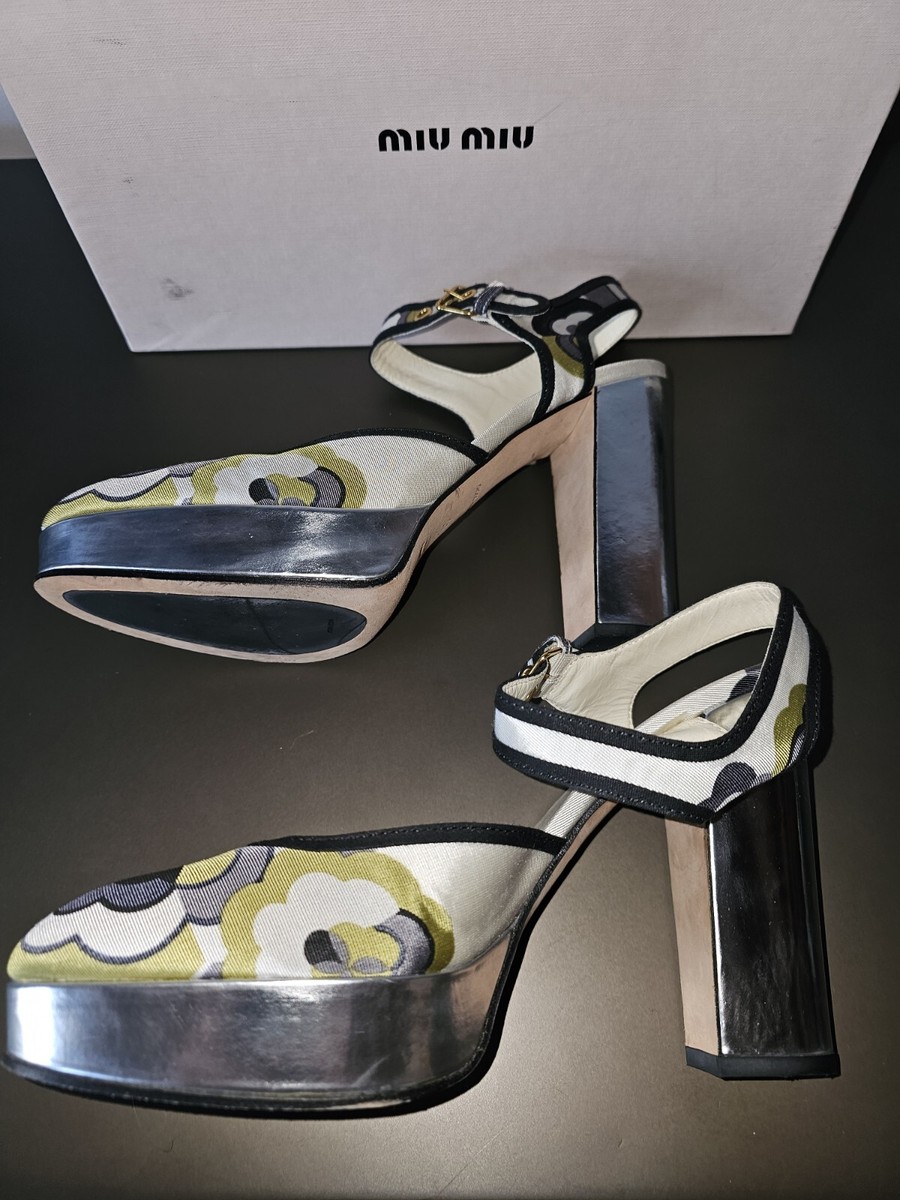 MIU MIU Metallic Silver Platform Sandals Shoes Italy Floral Sz 40 MIU MIU Metallic Silver Platform Sandals Shoes Italy Floral Sz 40
