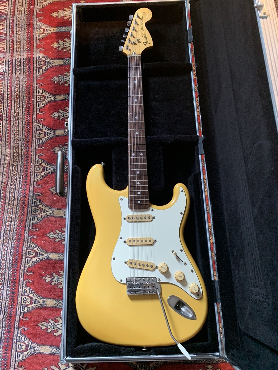 Fender Japan ST72-115 E serial Japan Vintage Made in 1986 Fender Japan ST72-115 E serial Japan Vintage Made in 1986