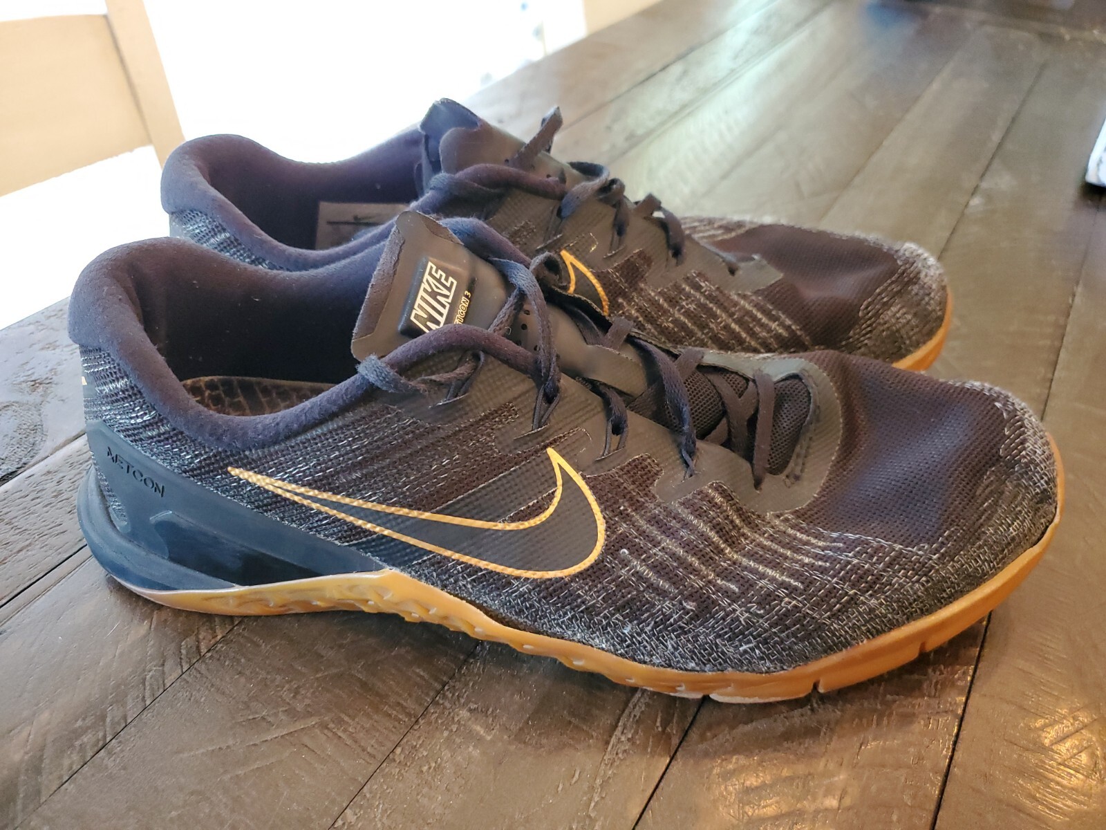 metcon 3 black x gold