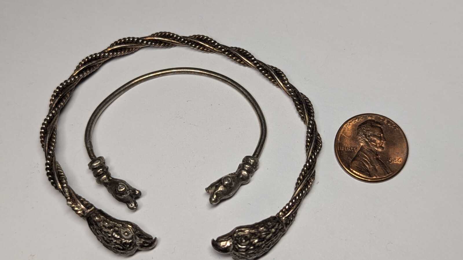 VINTAGE EAGLE BANGLE BRACELETS - image 9