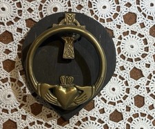 Vintage Brass Claddagh Door Knocker Celtic Cross  Irish Symbol On Wood Plaque
