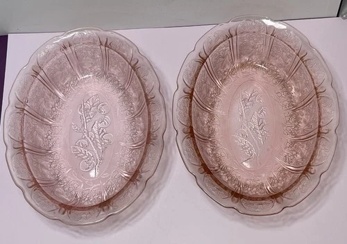 2- Jeannette Cherry Blossom Pink Depression Glass Oval Serving Bowls 9”X 7”