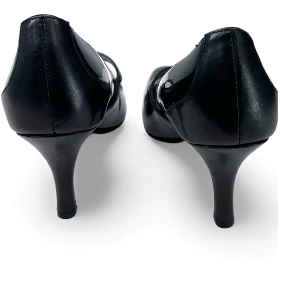 Joan & David Circa | 6.5 | Black patent leather Mary Jane pump kitten heel  - Image 3 of 4