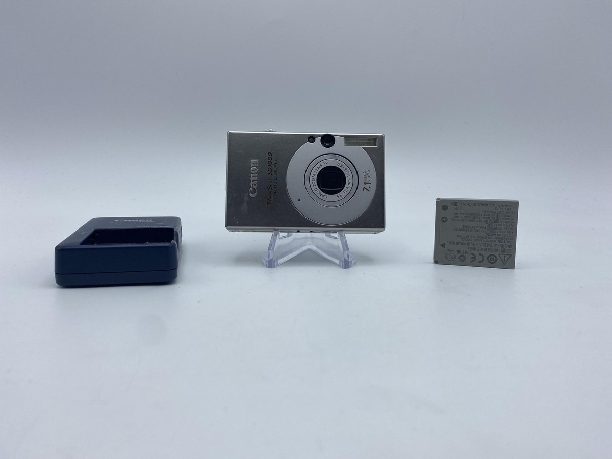 Canon PowerShot SD1000 Digital Elph IXUS 70 Camera - Silver