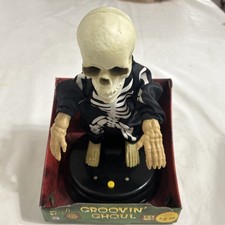 Gemmy Groovin Ghoul Dancing Skeleton Ricky Ma...