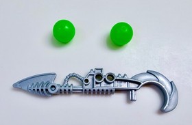 Lego Bionicle 8902 Piraka VEZOK Manual & 20 Parts Incomplete- 2 Zamors + Harpoon