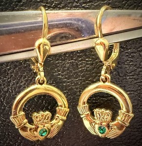 Authentic Solva Ireland 18K Gold Plated Claddagh Earrings Green Stone UNTESTED PLZ READ