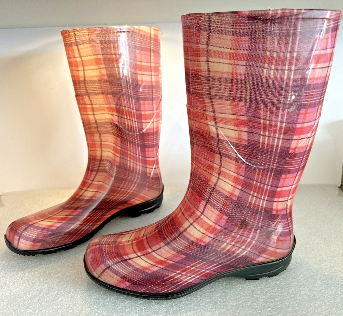 Rain Boots Women’s Size 11 Pink Slip On Rubber Knee High Waterproof Glossy Flat-image