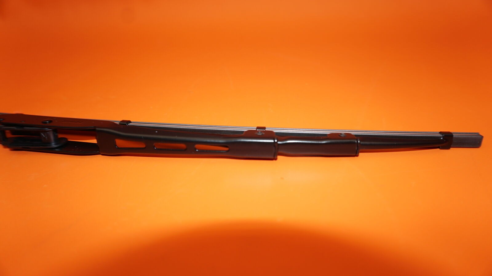 MASERATI GRANTURISMO WINDSHIELD WIPER RIGHT 2009 2010 2011 2012 2013 80065500