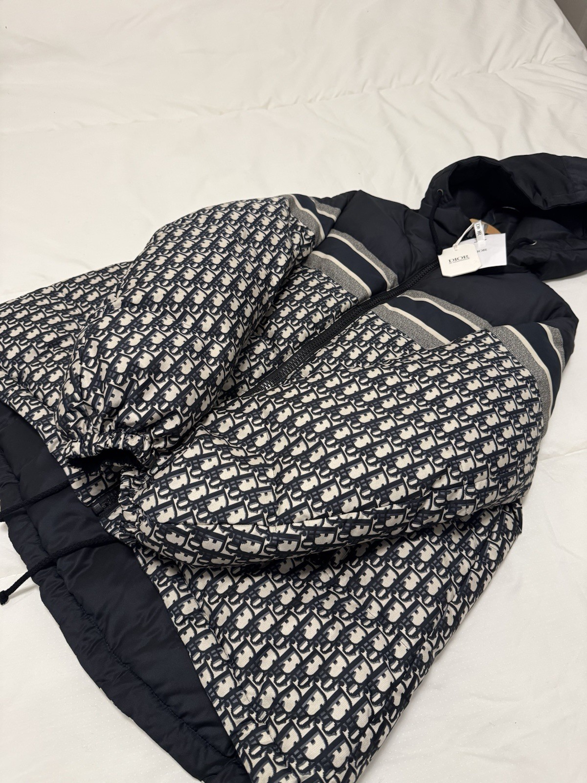 christian dior puffer jacket image 3
