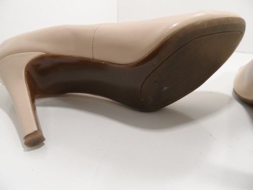 Liz Claiborne Flex Sam Beige/Light Peach Pumps - Size 9M - GC - Picture 6 of 6