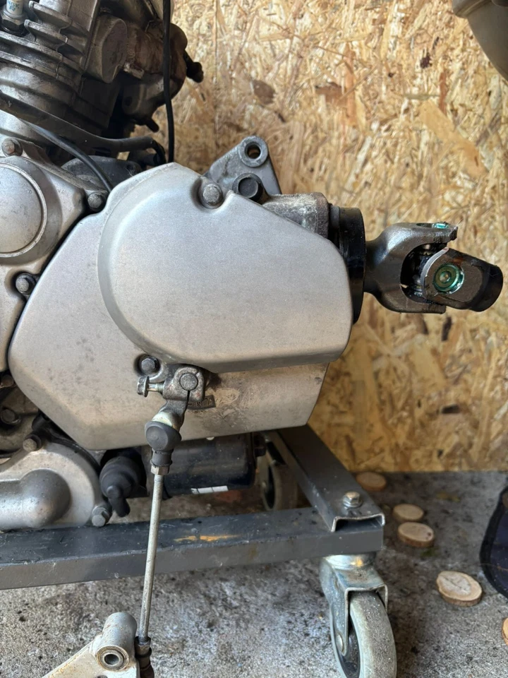 Honda NTV650 Revere RC33 97 Motor Engine komplett Motorblock 63TKM 2 - Bild 3 von 4