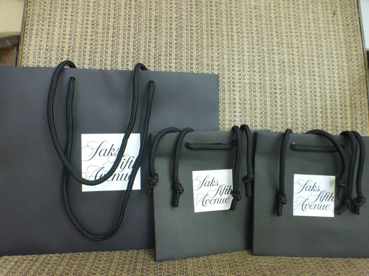 Saks Fifth Avenue Signature Shopping Bag Set of 3 Gift Bags Medium + 2  Small