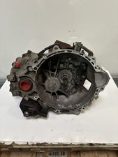Getriebe Schaltgetriebe für Kia Sportage 1,7 CRDi D4FD 4300032497