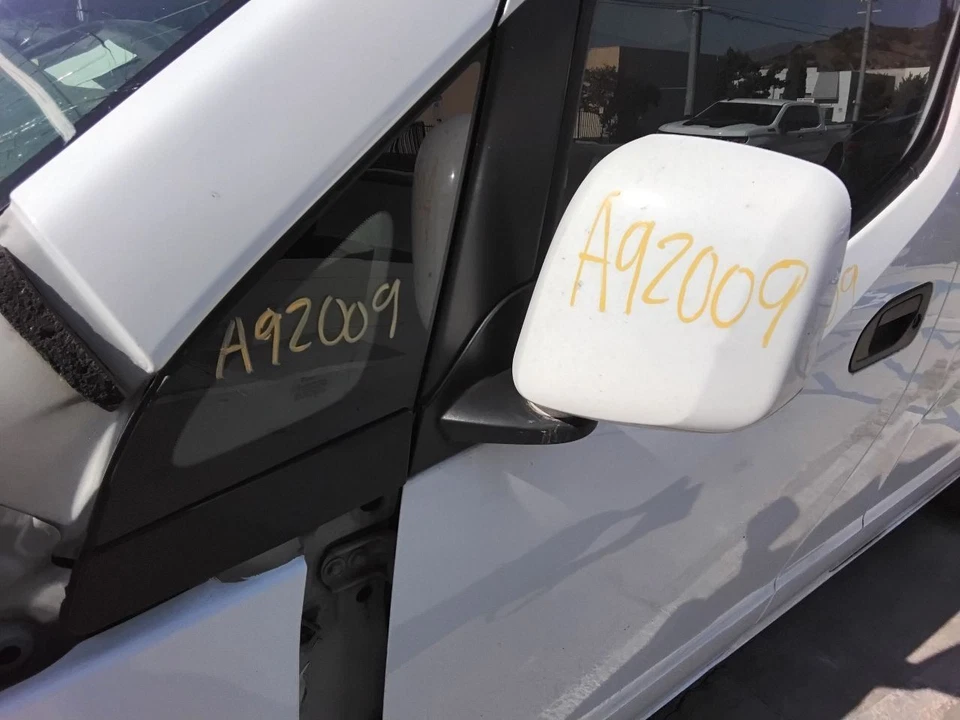 Rear Bumper With Park Assist Fits 15-21 NV200 128866 Foto 2 de 4