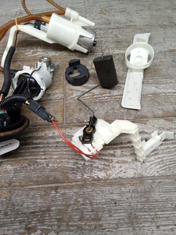 Harley-Davidson Ultra Limited 2012 12 09-13 bomba de combustible unidad de envío daños DL-684 Foto 4 de 4