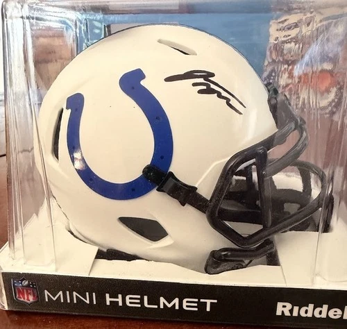 Jonathan Taylor Indianapolis Colts Signed Autographed Mini Helmet Beckett COA