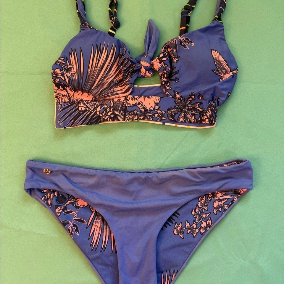 Conjunto Bikini Maaji Azul Floral Reversible Acolchado Forrado Talla Pequeña Mujer’s Foto 2 de 4