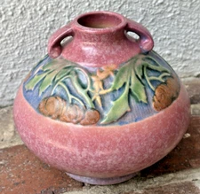 ROSEVILLE POTTERY PINK BANEDA DOUBLE HANDLED 6.5" VASE WITH FOIL LABEL.....MINT!