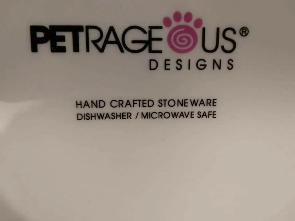 PetRageous Water Vintage Pet Dog or Cat Bowl ~ 5" Diameter x 1 1/2" Deep - Imagem 4 de 4