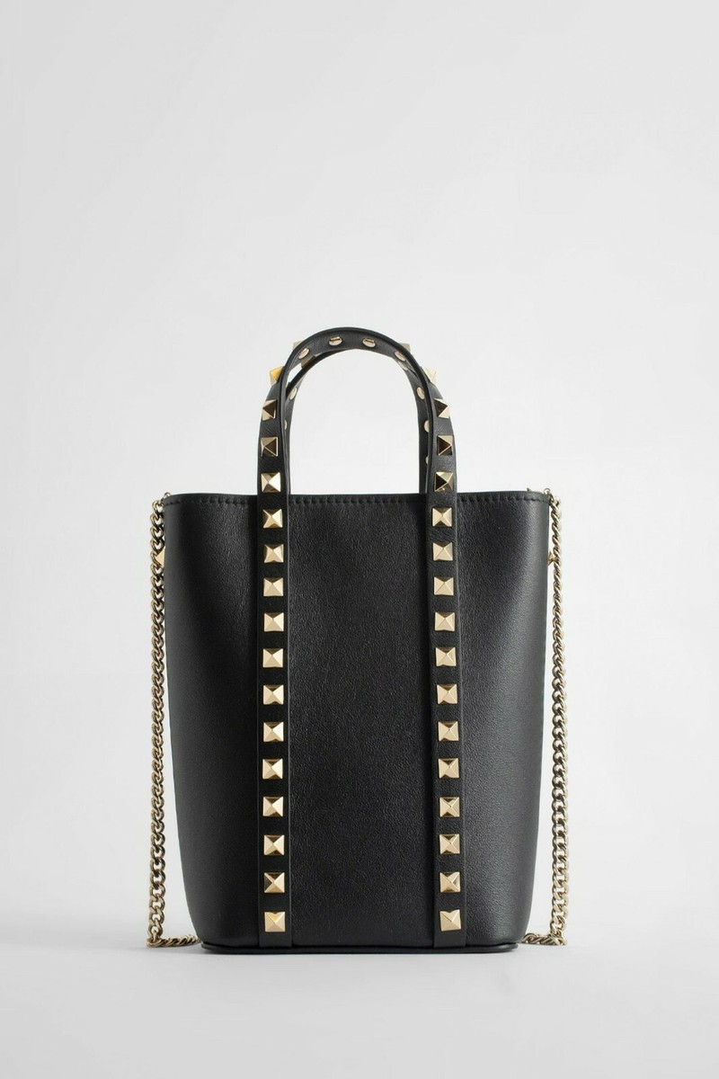 ショルダーバッグ・ポシェット Valentino Garavani Black Leather Hobo Rockstud Shoulder Bag Rockstud Hobo Bag In Grainy Calfskin for Woman in Black