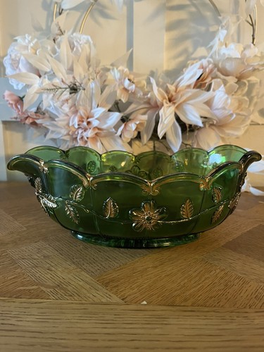 Antique CA. 1915 United States Emerald Glass Bowl Dogwood Paneled Floral Design - Picture 3 of 9