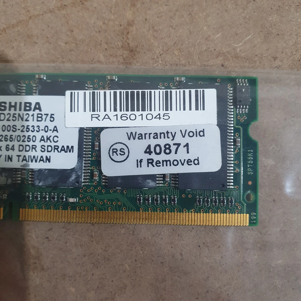 Toshiba THLD25N21B75 256MB PC2100 266MHz SODIMM 200-Pin CL2.5 Non-ECC DDR1 SDRAM - Image 3 of 4