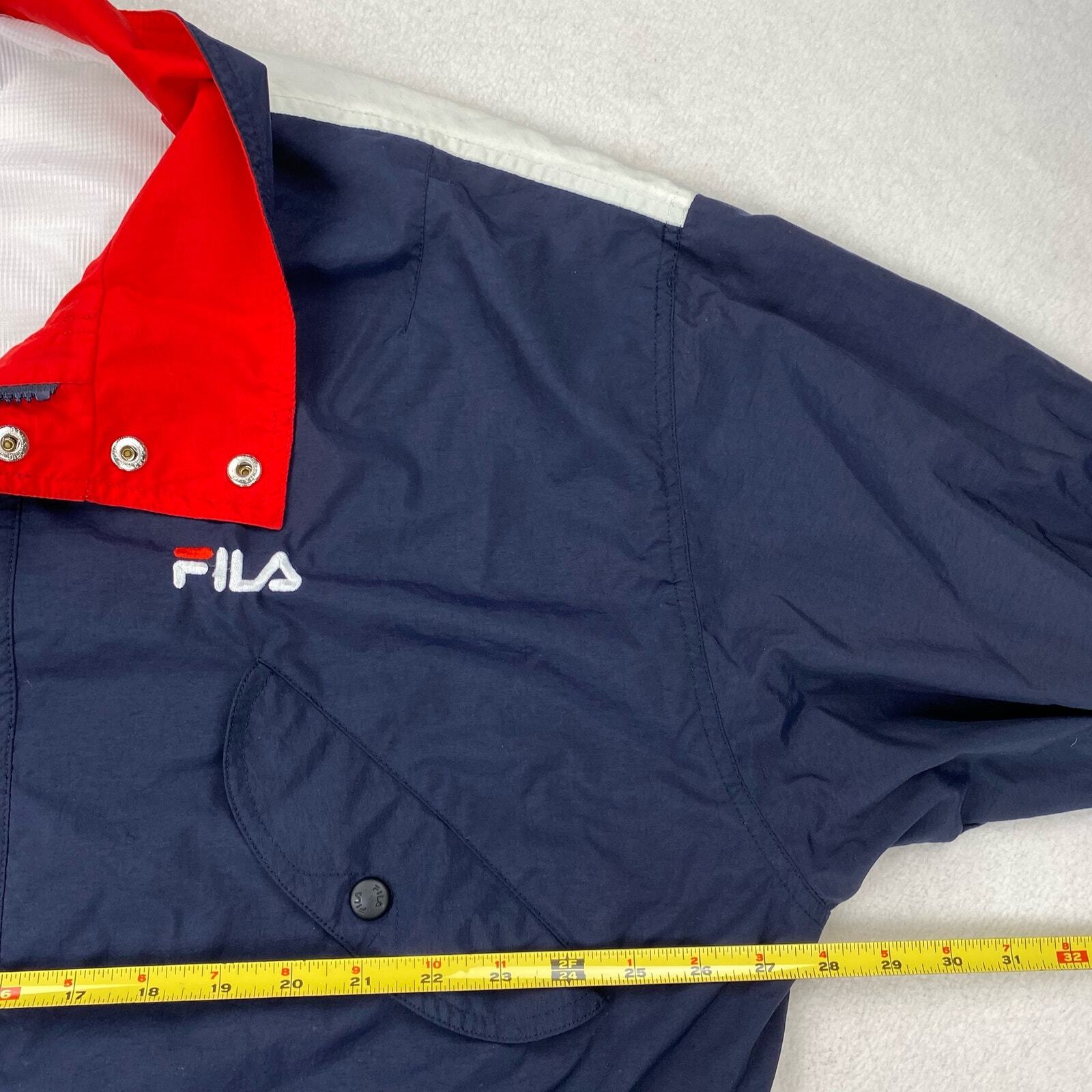 Giacca vintage Fila taglia XXL rossa bianca blu nylon cerniera frangivento atletico anni '90