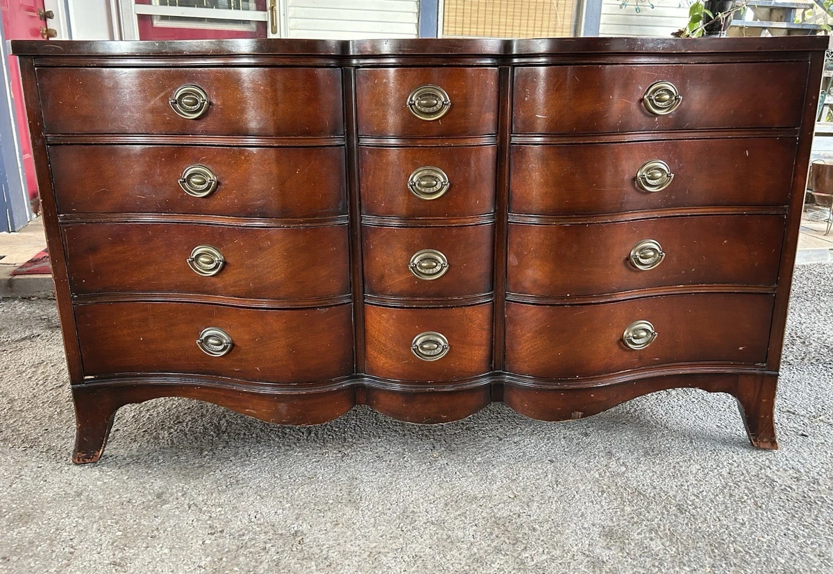 Drexel Furniture In Antique Dressers & Vanities (1950-Now) for