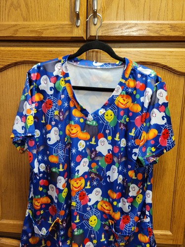 NWOT. Do You Work In Pediatrics? The Kids Will ❤️ This Halloween Scrub Top Sz XL - Picture 2 of 7