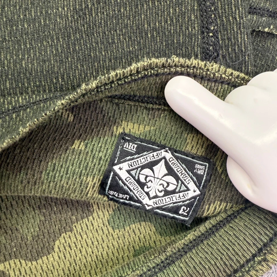 Camisa Térmica Affliction Para Hombres Manga Larga Gráfica Verde Camuflada Talla XL Reversible Foto 3 de 4