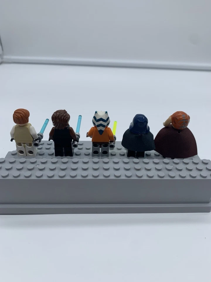 Lego Star Wars Jedi minifigura LOTE de 5 guerras clônicas com sabres de luz - Imagem 2 de 4