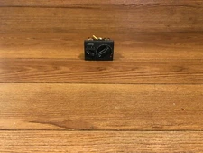 1992-1996 VOLKSWAGEN VW EUROVAN REAR AC AIR CLIMATE CONTROL HEATER SWITCH OEM