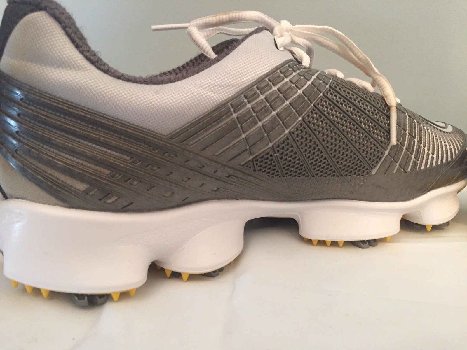 footjoy hyperflex closeout