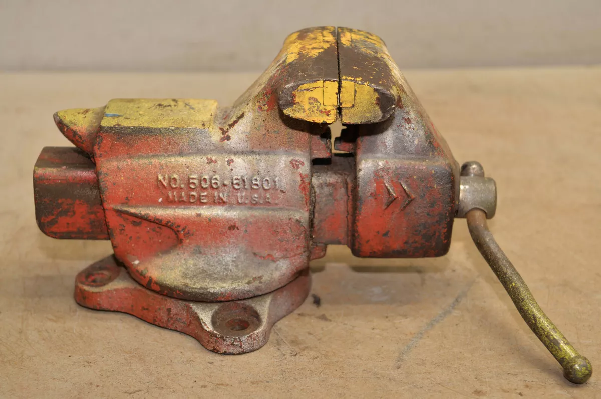 Craftsman 506 51800 swivel bench vise USA made anvil pipe jaw collectible tool