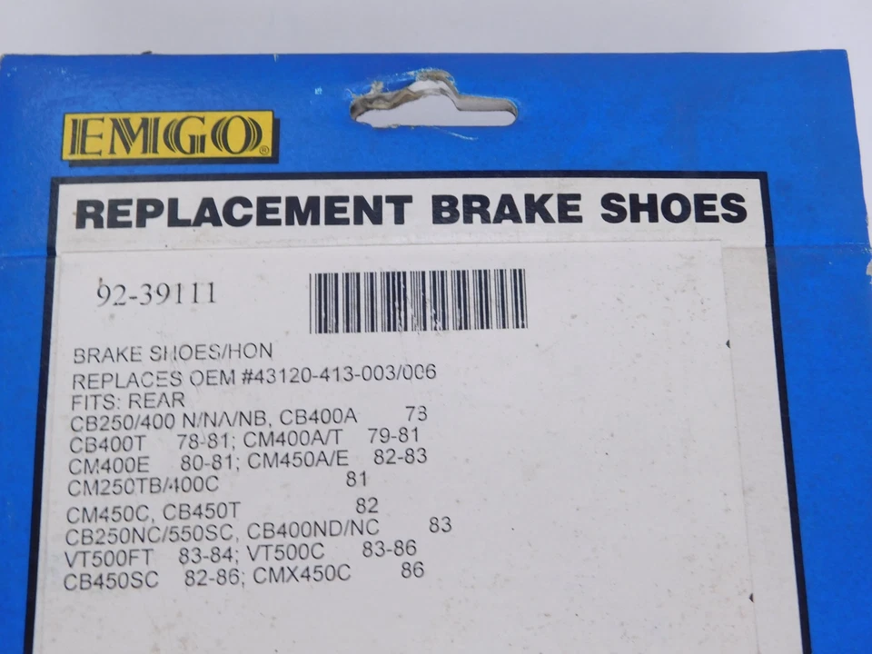 Zapatas de freno traseras EMGO para Honda CB250 CB400T CM400 CB450SC VT500 43120-413-000 Foto 2 de 4