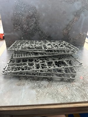  WARHAMMER 40K GREY KNIGHTS BITS ON SPRUE LOT 7 sprues 