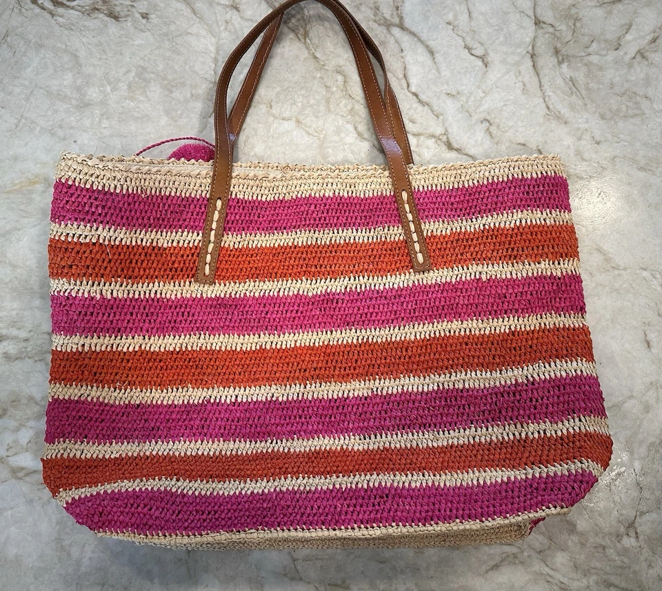 Bolso de Mano Mar Y Sol Tejido de Paja con Detalle de Pin Pom Foto 4 de 4