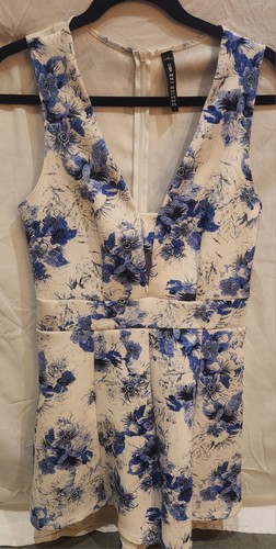 Design Lab Lord &Taylor Romper L White & Blue Floral Made In USA Flirty Feminine