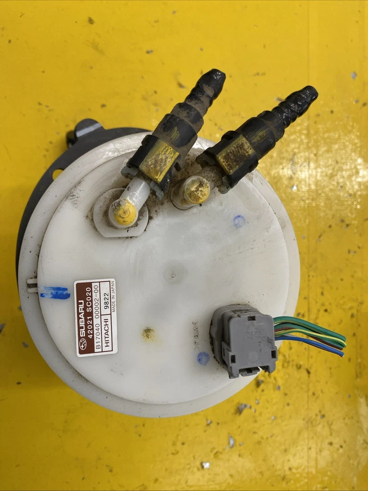 Subaru Forester 2009-2013 BOMBA DE COMBUSTIBLE MONTAJE DE GAS 42021-SC020 OEM Foto 3 de 4